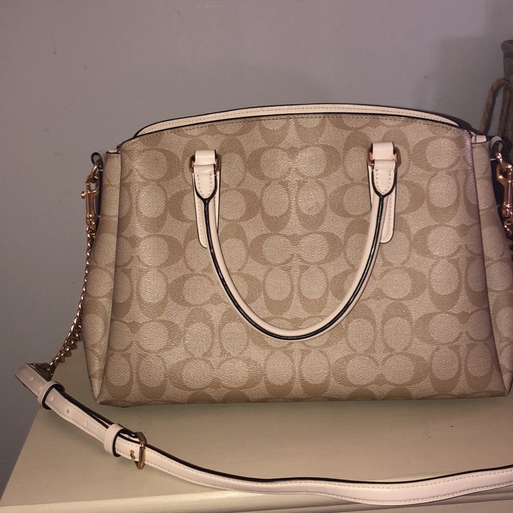 Coach Handbag - Picture 8 of 9